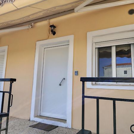 House To Mavrovouni Square Apartman Kültér fotó