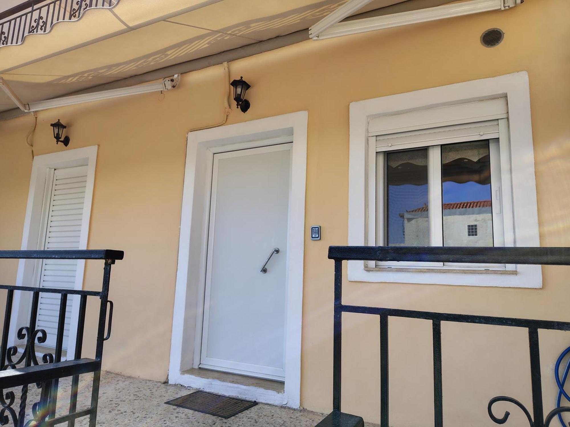 House To Mavrovouni Square Apartman Kültér fotó